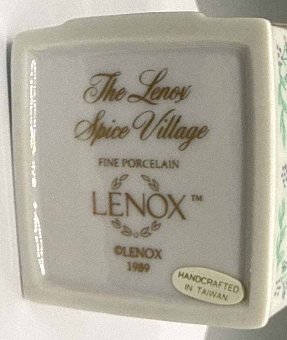 Lenox Spice Village 1989 Allspice House Jar w/ Lid Porcelain All Spice Vintage - Picture 14 of 16